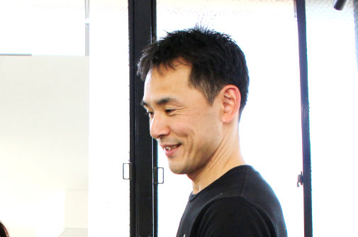 プロフィール